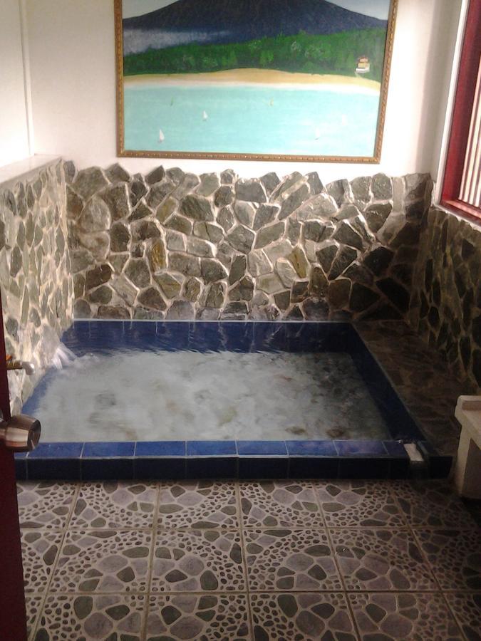 Makiling Onsen Hotel Лос Баньос Екстериор снимка